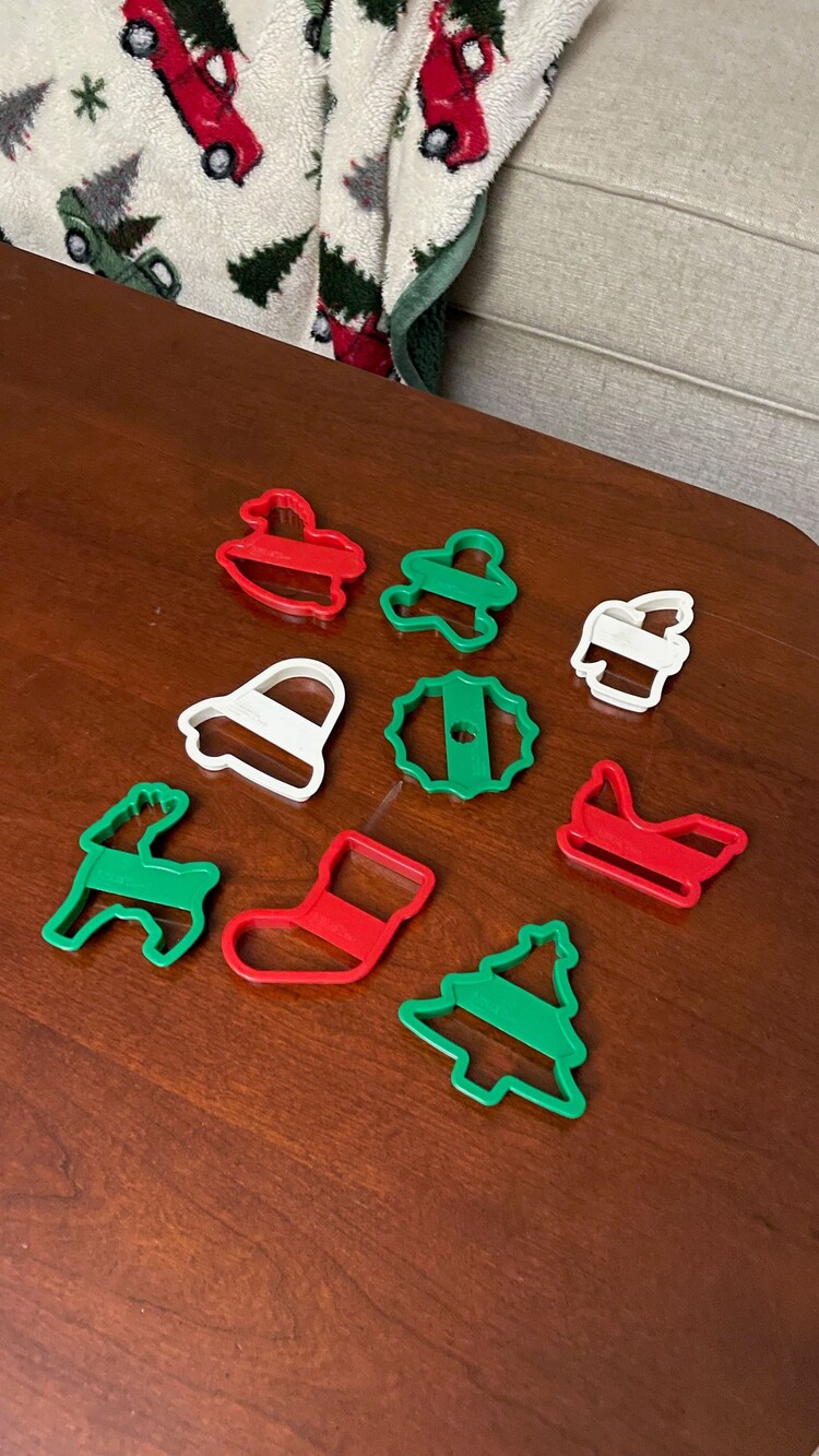Christmas Cookie Cutters Set 9 Pieces Red Green White Holiday Baking